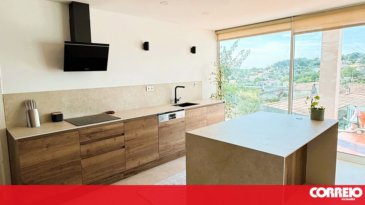 Remodelação de cozinhas: três projetos que transformaram estas casas